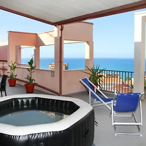  Appartamento Attico Con 200 Mq Di Terrazza Solo Per Voi!