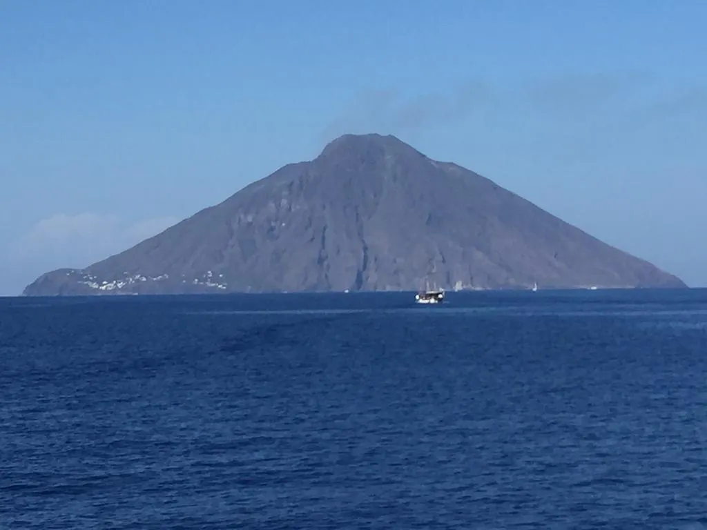 I Tre Colori Della Sicilia Lejlighed Santo Stefano di Camastra